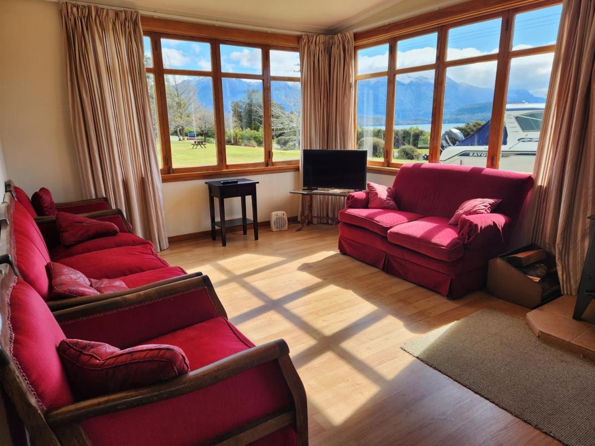 Manapouri Holiday Park Екстериор снимка