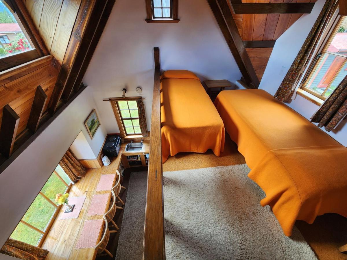Manapouri Holiday Park Екстериор снимка